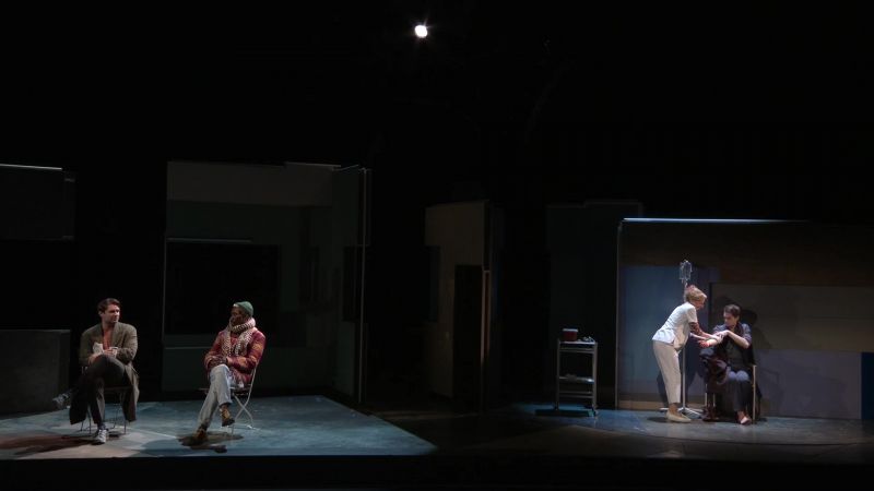 ap1cap_01414.jpg